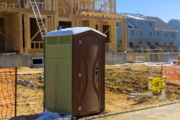 Portable Toilet Options We Offer in Fullerton, CA